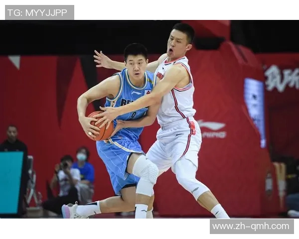 广东东莞大益队迎战北京队全力争胜展现篮球风采